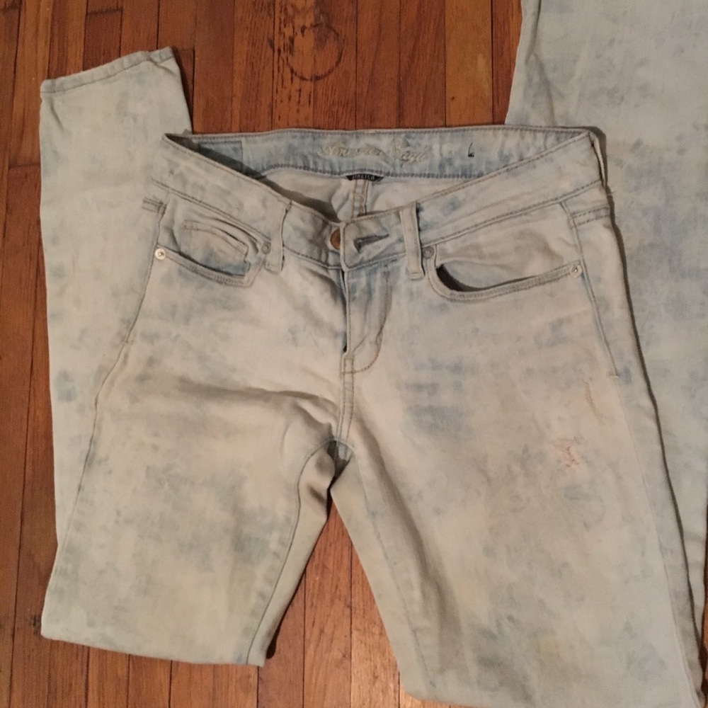 American eagle distressed jeans size 4